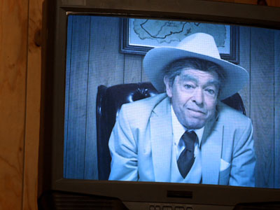 Watch Free Online Video The Heart, She Holler - And So It Begends