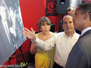 Left to right, Victoria ‘Melo’ Munoz, Governor Anibal Acevedo Vila and Barack Obama during a visit to the central committee of the PDP.