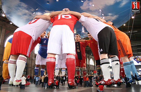 Adidas UEFA EURO 2008™ display