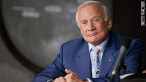 story.buzz.aldrin.gi.jpg