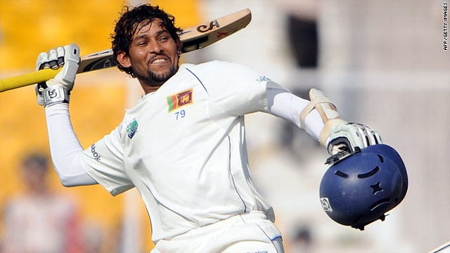 Dilshan celebrates his 10th Test century to help Sri Lanka move to within 151 runs of India's first innings total.