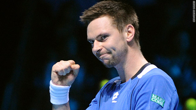 Robin Soderling continues to defy the odds with his second successive victory at the ATP World Tour Finals.