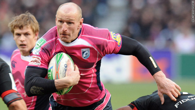 Gareth Thomas in action for Cardiff Blues against his former club Toulouse in a Europaen club tie on Saturday.