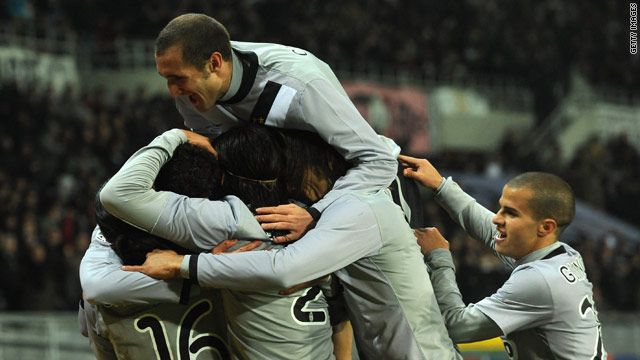 Grosso's goal for Juventus was greeted with joy by his teammates in Turin.
