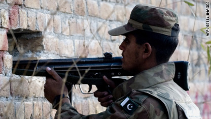 Pakistan mosque attack kills dozens