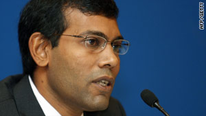 Nasheed: U.S. President John F. Kennedy chose to go to the moon. Our generation must choose to remain on planet Earth.