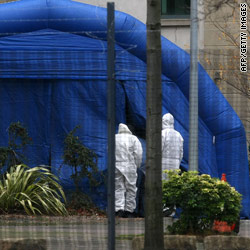 Police targeted in N. Ireland bomb attack