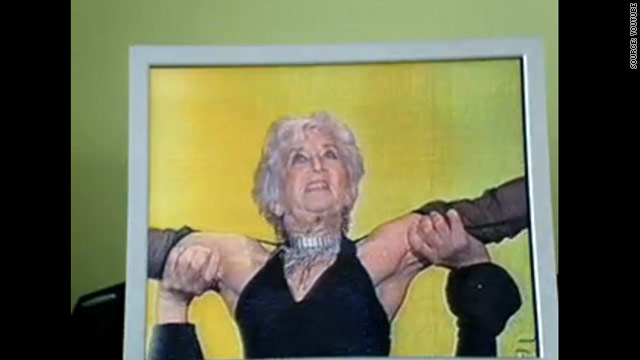 British grandmother Paddy Jones executes her final lift on the Spanish talent show, "Tu Si Que Vales."