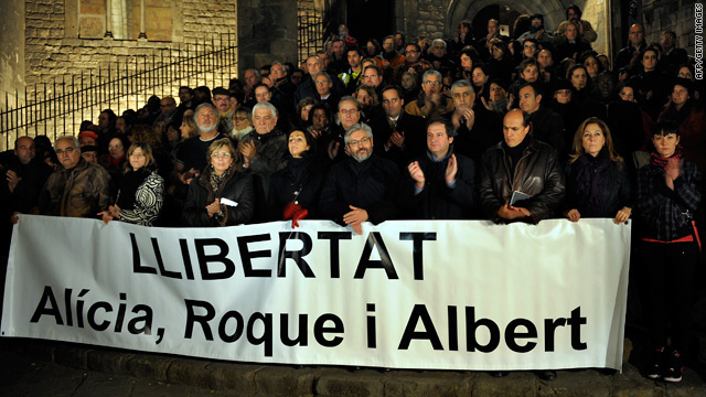 Members of the Spanish aid group Barcelona Accio Solidaria campaign for their collegues' release, December 16, 2009.
