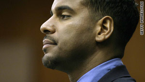 Jayson Williams, seen here in a New Jersey courtroom in 2004, retired from the New Jersey Nets in 1999.