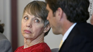 Wanda Barzee, shown here at a 2006 court hearing, will cooperate with cases against her husband, prosecutors say.