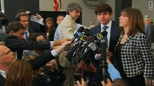 Former Illinois governor Rod Blagojevich enters the courthouse in Chicago for the first day of his trial.