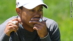 Tiger Woods struggled in the first two rounds of the US Open golf championship.