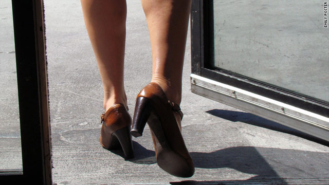 There are classy ways to walk out of a relationship, columnist says.