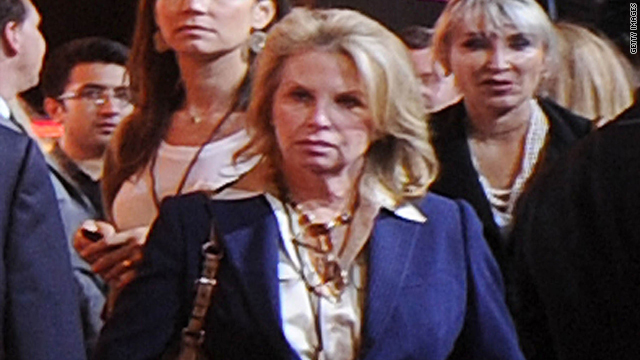 t1larg.ronni.chasen.premiere.gi.jpg