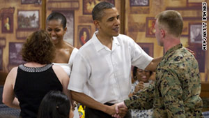 President Obama, who is on vacation in Hawaii, made an unannounced visit to a military base on Saturday afternoon.