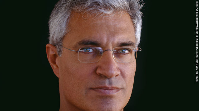 Louis Psihoyos, director of "The Cove" believes sea mammals should not be kept in captivity.