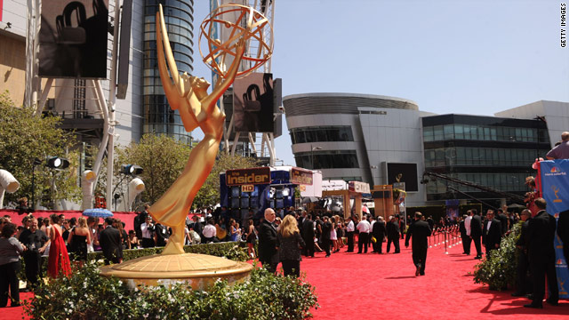 Emmy Awards 2010 The 62nd Primetime Emmy Awards will be aired live Sunday night on both the East and West coasts.