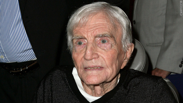 Director Blake Edwards has died at the age of 88.