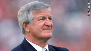 George Blanda, Hall of Famer for Bears, Raiders and Oilers, Dies - WSJ