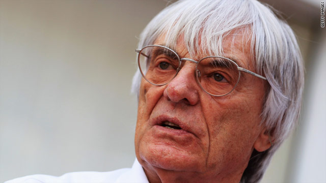 Bernie Ecclestone has paid tribute to former Lotus boss Peter Warr, who died aged 72 on Monday.