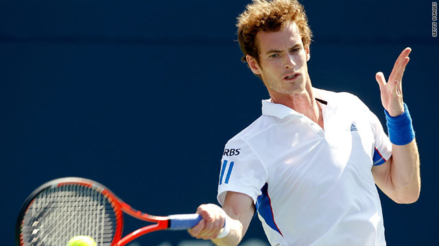 Top seed Andy Murray has crashed out of the Valencia Open at the second round stage.