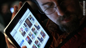 Experts weigh in on how Apple should market iPad. Ideas include showing how iPad is a familiar device.