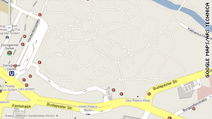The Google Maps' version of the Berlin park shows less detail than OpenStreetMap's.
