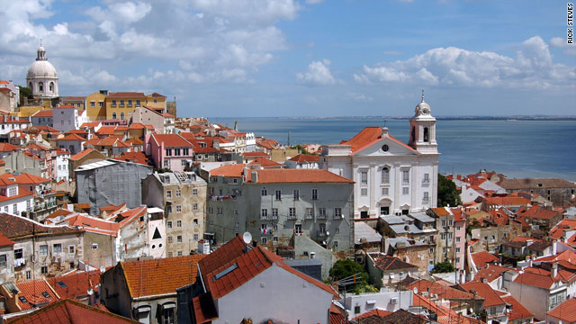 Breathtaking views are bountiful in this city flanked by hills and situated on the yawning mouth of the Tejo River