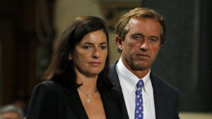 Mary Kennedy and Robert F. Kennedy Jr., seen in a 2009 photo, are in ...