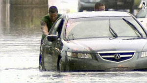 http://i.cdn.turner.com/cnn/2010/US/07/25/chicago.area.floods/story.1238.chicago.flooding.wgn.jpg