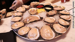 State and federal officials say that Mississippi oysters are safe to eat.