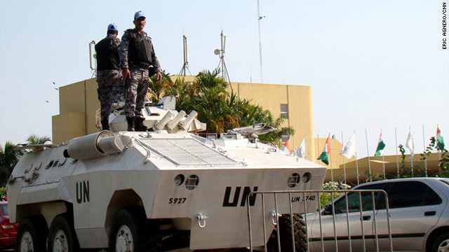 The United Nations beefs up security at the hotel hosting Allassane Ouattara's goverment.
