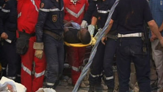 t1larg.hotel.rescue.cnn.jpg