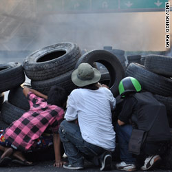 Death toll climbs in Bangkok as Thai PM warns of civil war
