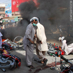 43 dead, scores injured in Pakistan rally explosion