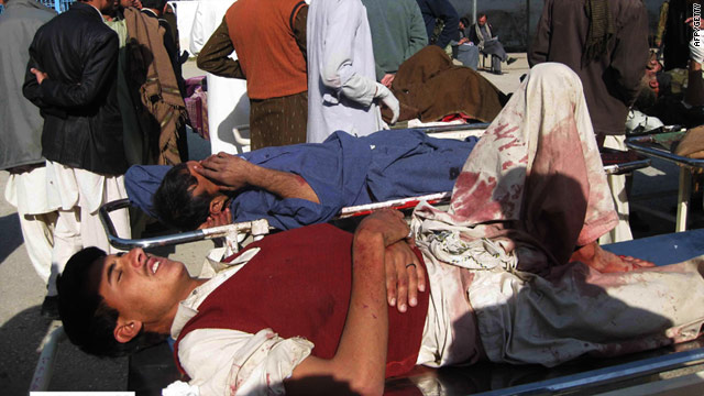 t1larg.pakistan.bombing.jpg