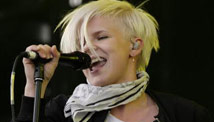 Robyn's proud of Swedish culture