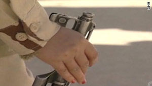 'GI Janes' train to protect Iraq 