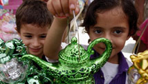 Lanterns light up Ramadan