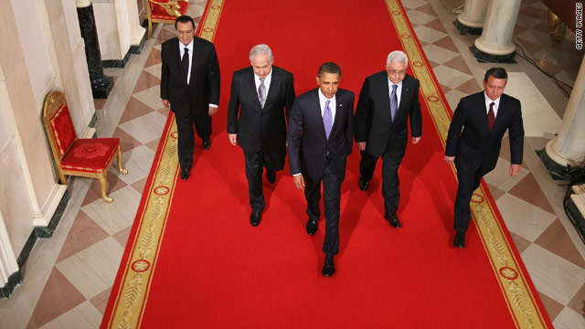 The original photo taken on September 1 showed U.S. President Barack Obama leading Middle East leaders during peace talks.