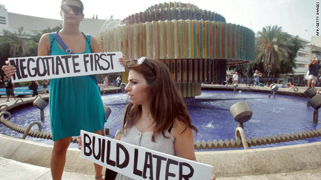 Israelis freeze for a few minutes Friday to support the continuation of a freeze on settlement construction.