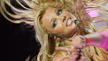 tzleft.britney.spears.gi.jpg