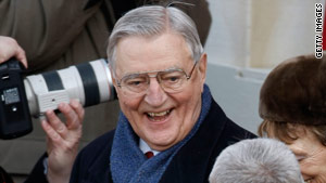 story.mondale.gi.jpg