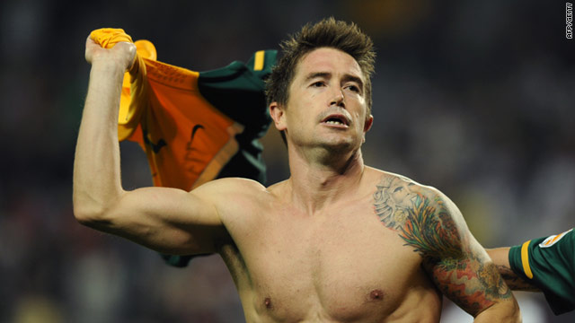 Harry Kewell's late goal for the Socceroos sunk the holders Iraq in the quarterfinals.