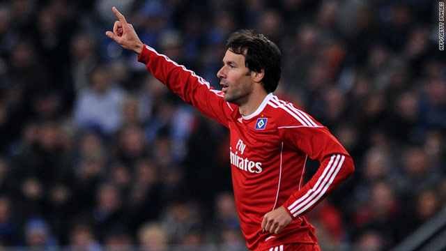 Ruud van Nistelrooy claimed that Real Madrid want to re-sign him after scoring Hamburg's winner on Saturday night.