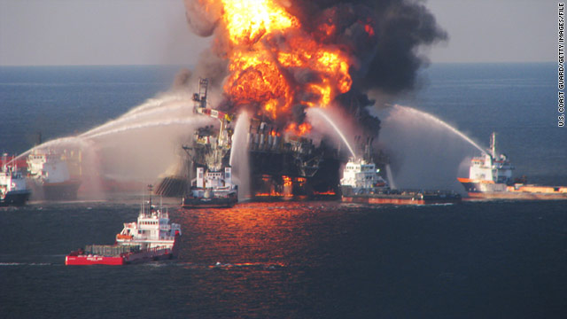 t1larg.rig.fire.file.uscg.gi.jpg