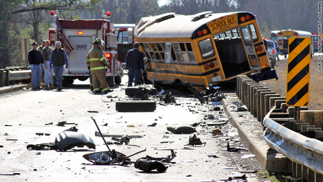 3 Killed After Truck Hits Mississippi School Bus - CNN.com