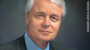 Former editor John Carroll says The Los Angeles Times lost 10,000 subscribers after the 2003 Schwarzenegger stories.