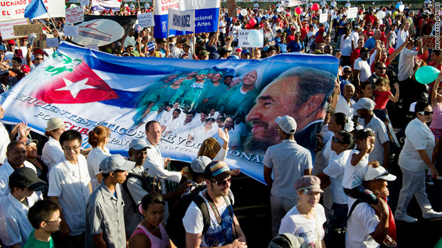 how do cubans celebrate their independence day every year
